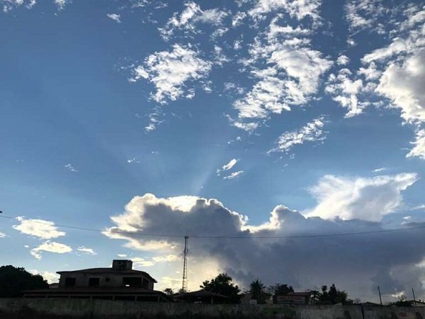 CE tem possibilidade de chuva nos Inhamuns, mas com predomínio de nebulosidade variável até esta quinta